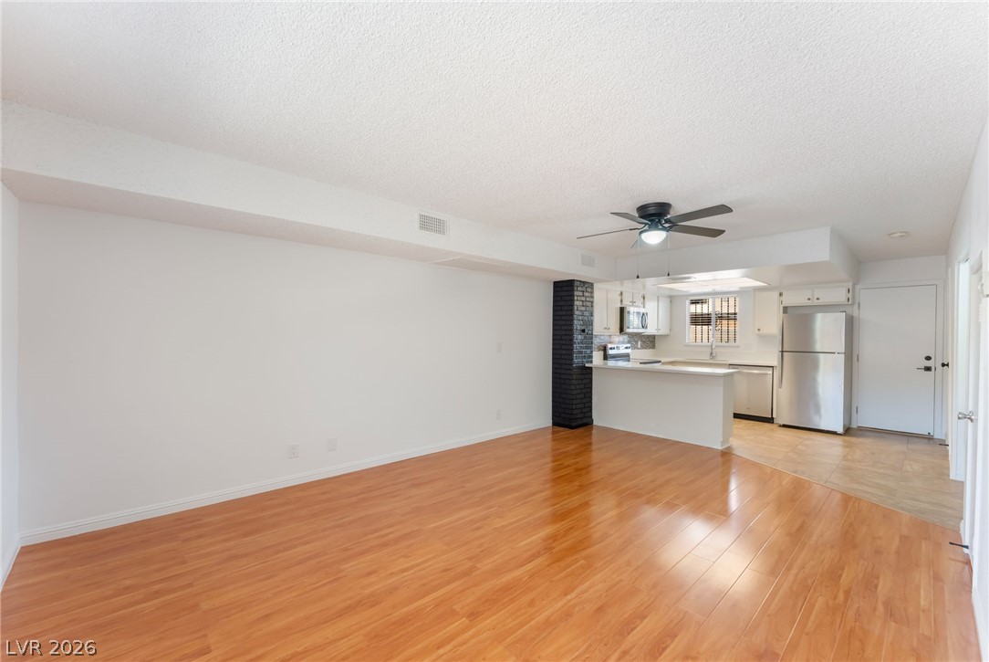 1406 N Jones Boulevard
