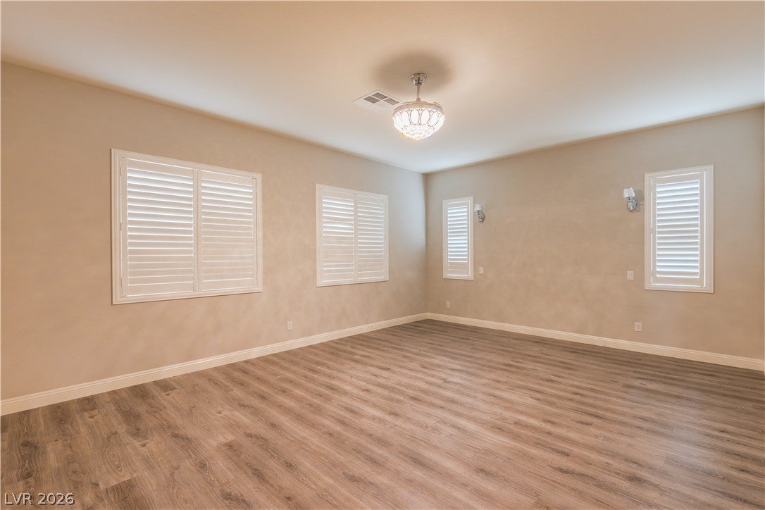 5838 Exbury Gardens