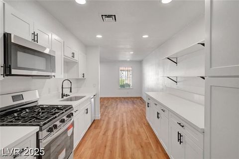 3907 Torsby Place Las Vegas NV 89119