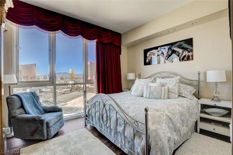 Tiny photo for 2877 Paradise Road #2803, Las Vegas, NV 89109 (MLS # 2763854)