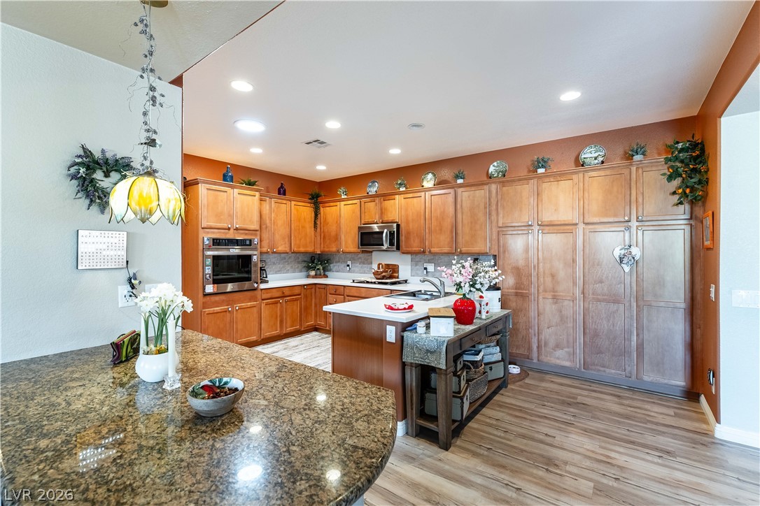 7324 Royal Melbourne Drive