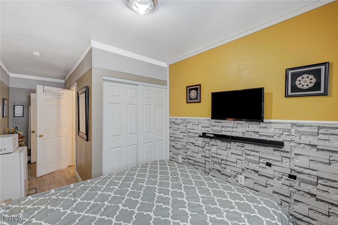 3266 Mountain Spring Road, Las Vegas, Nevada image 33