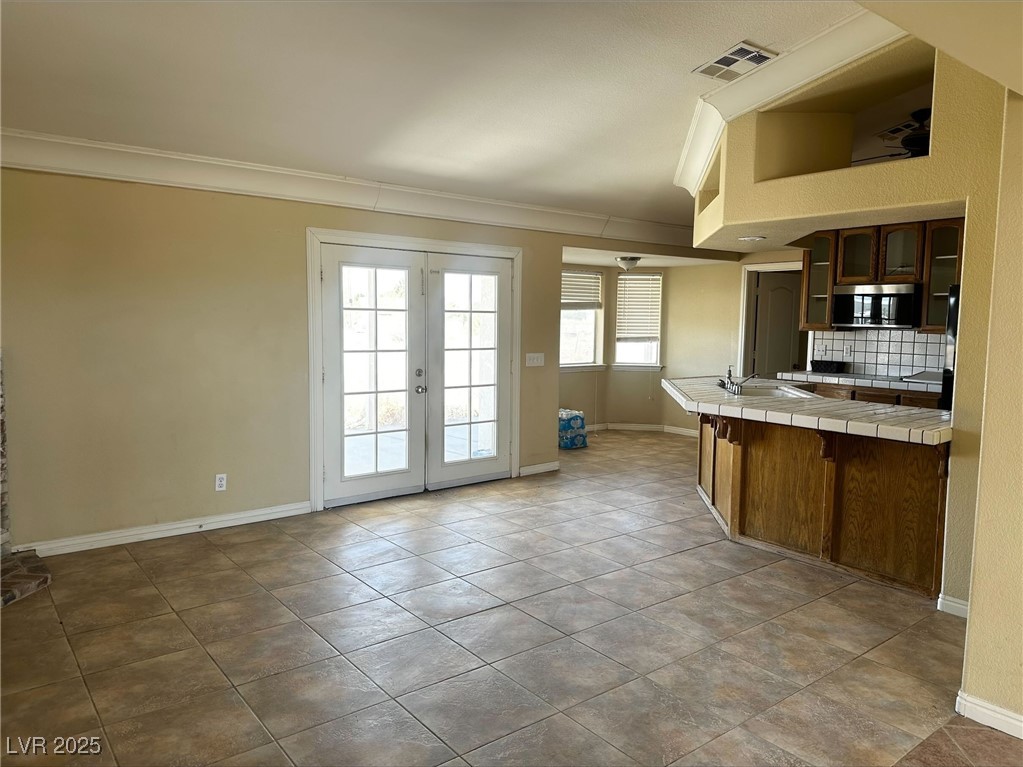 Pahrump, Nevada 89048, United States, 3 Bedrooms Bedrooms, ,3 BathroomsBathrooms,Residential,Pending,180331