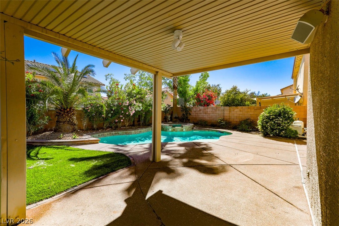 9521 Veterans Court