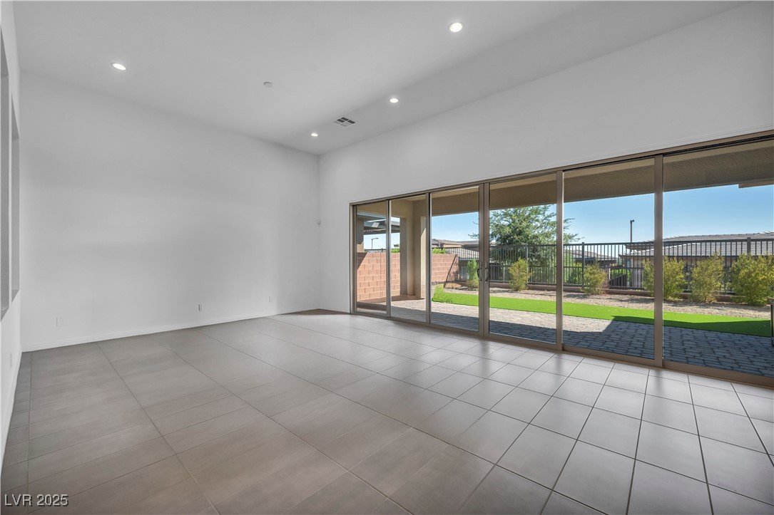 6684 Regency Stone Way, Las Vegas, Nevada image 18