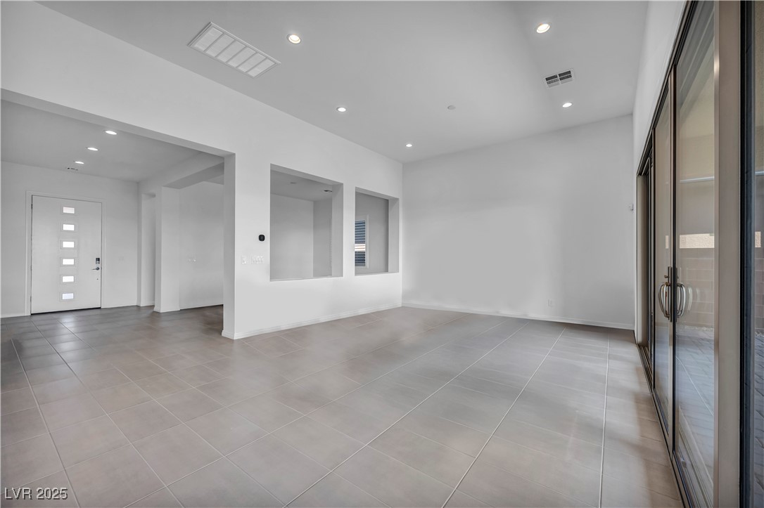 6684 Regency Stone Way, Las Vegas, Nevada image 9