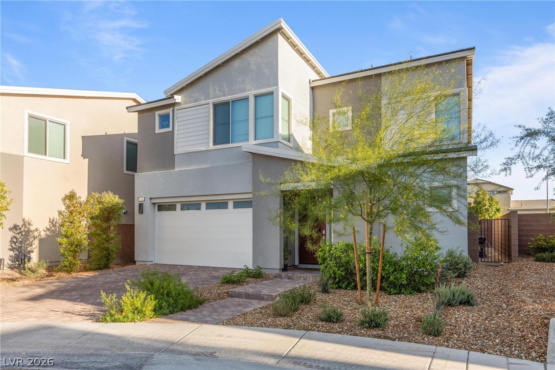 1414 Crimson Sunbird Avenue