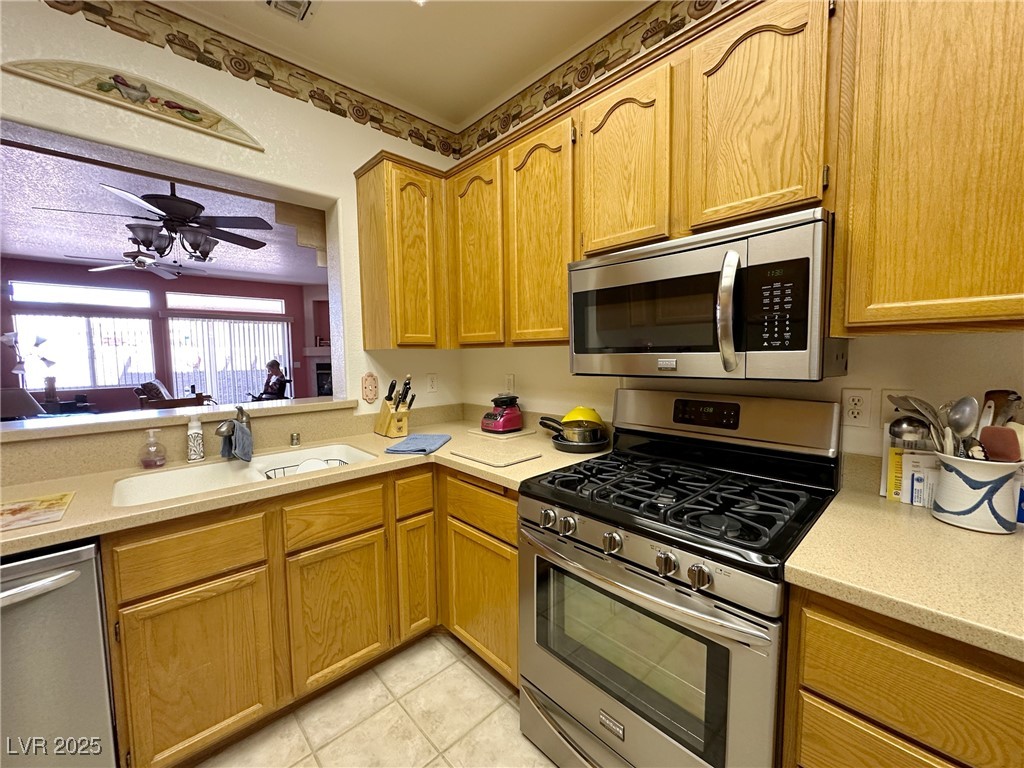 2270 Canyon Song Avenue #., Laughlin, Nevada image 10