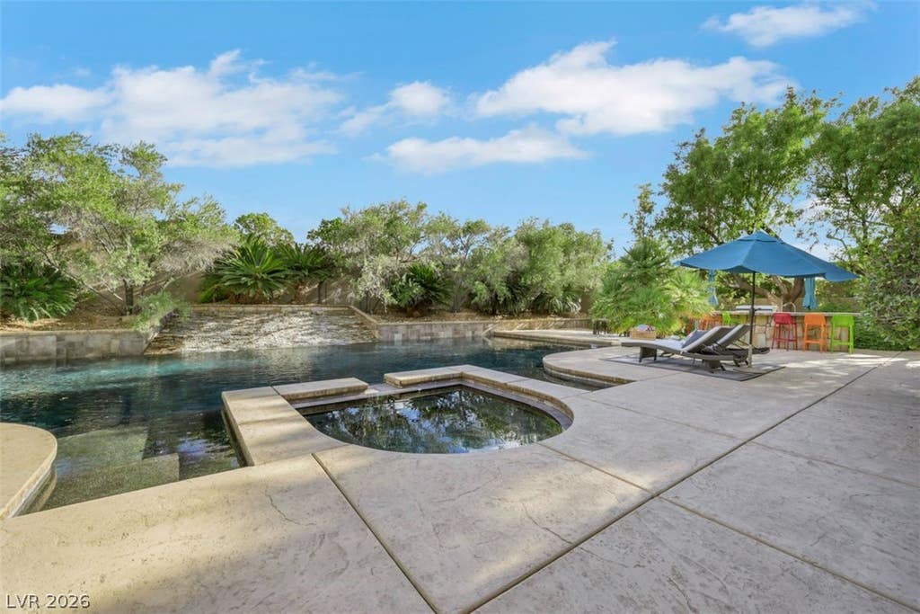 Photo of 45 Hassayampa Trail, Henderson, NV 89052 (MLS # 2806351)