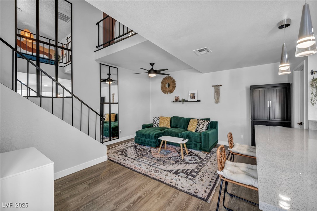 1025 Willow Tree Drive #B, Las Vegas, Nevada image 4
