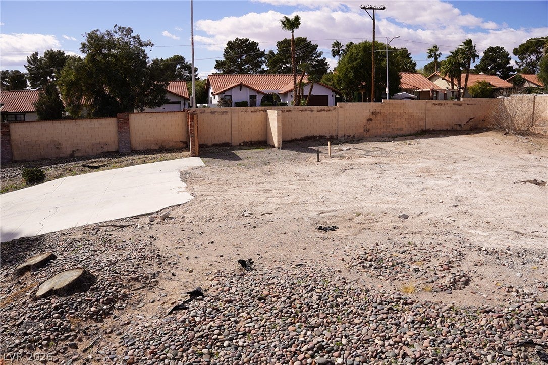 Properties 3 1608 Eaton Drive