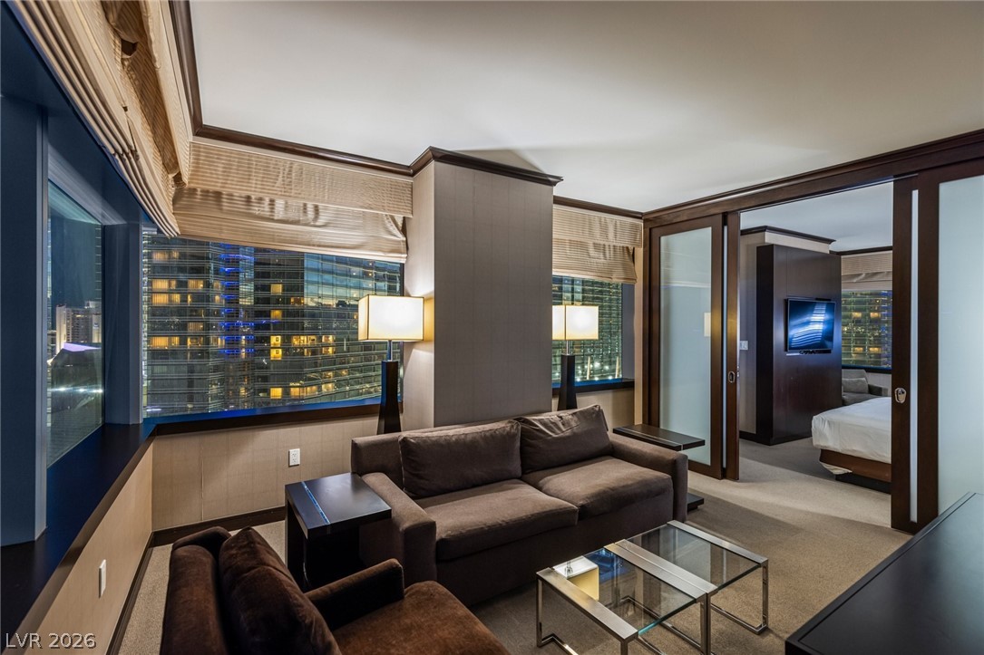 2600 W Harmon Avenue 11001