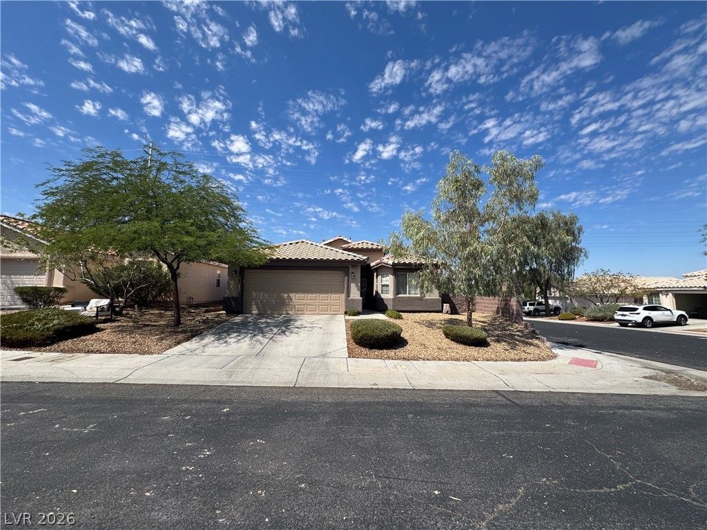 Photo of 1071 Snow Roof Avenue, Henderson, NV 89052 (MLS # 2762670)