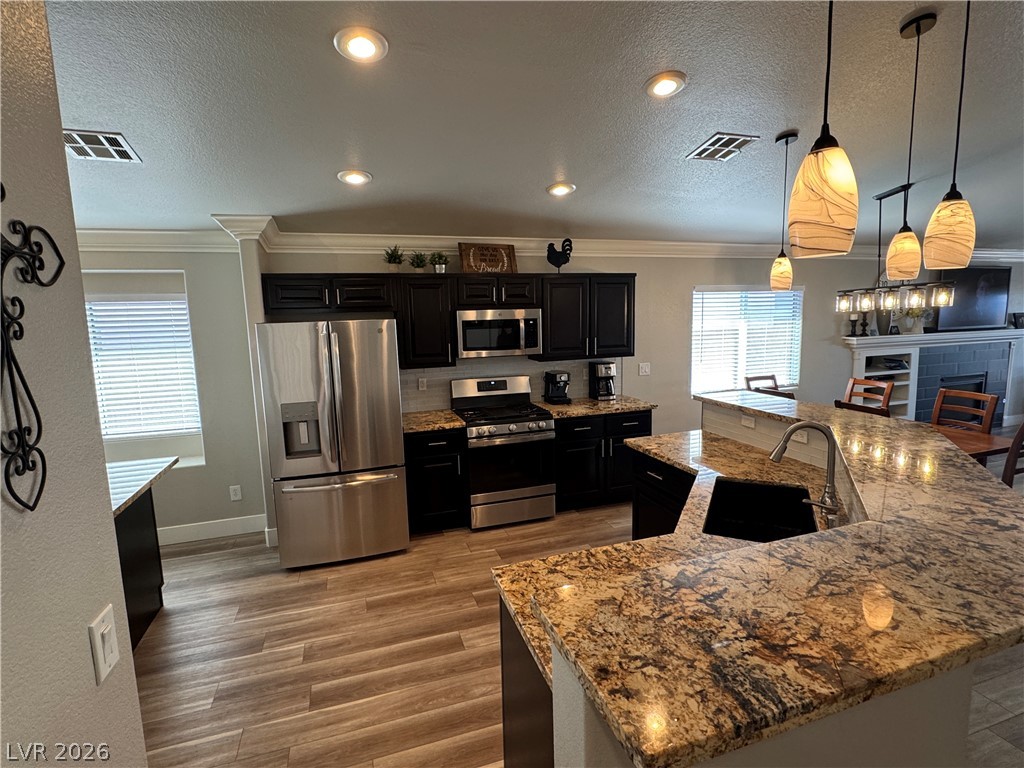 1071 Snow Roof Avenue