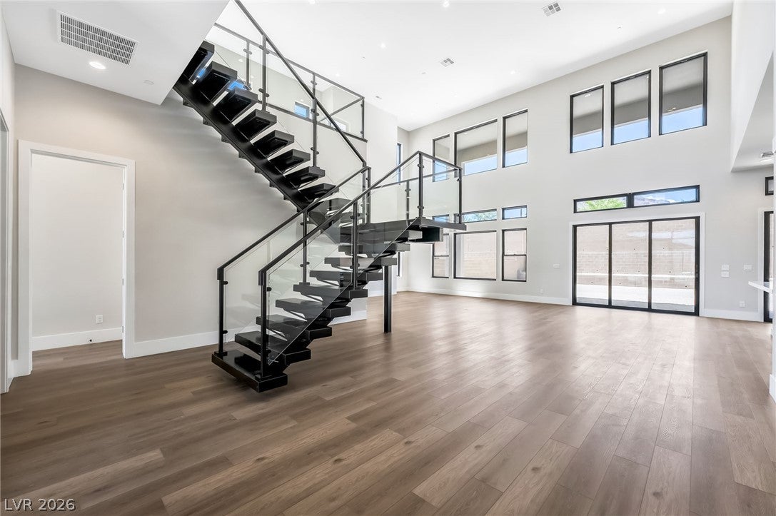 253 Talon Heights Street