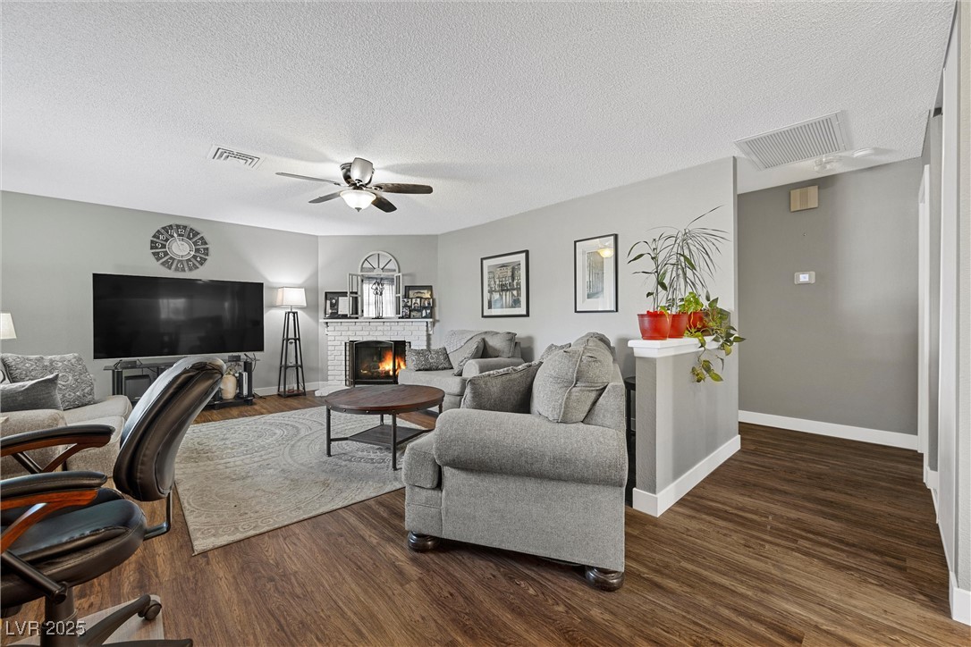 1619 Abby Avenue, Henderson, Nevada image 8