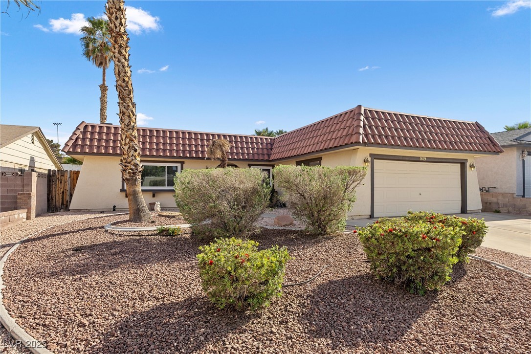 1619 Abby Avenue, Henderson, Nevada image 3