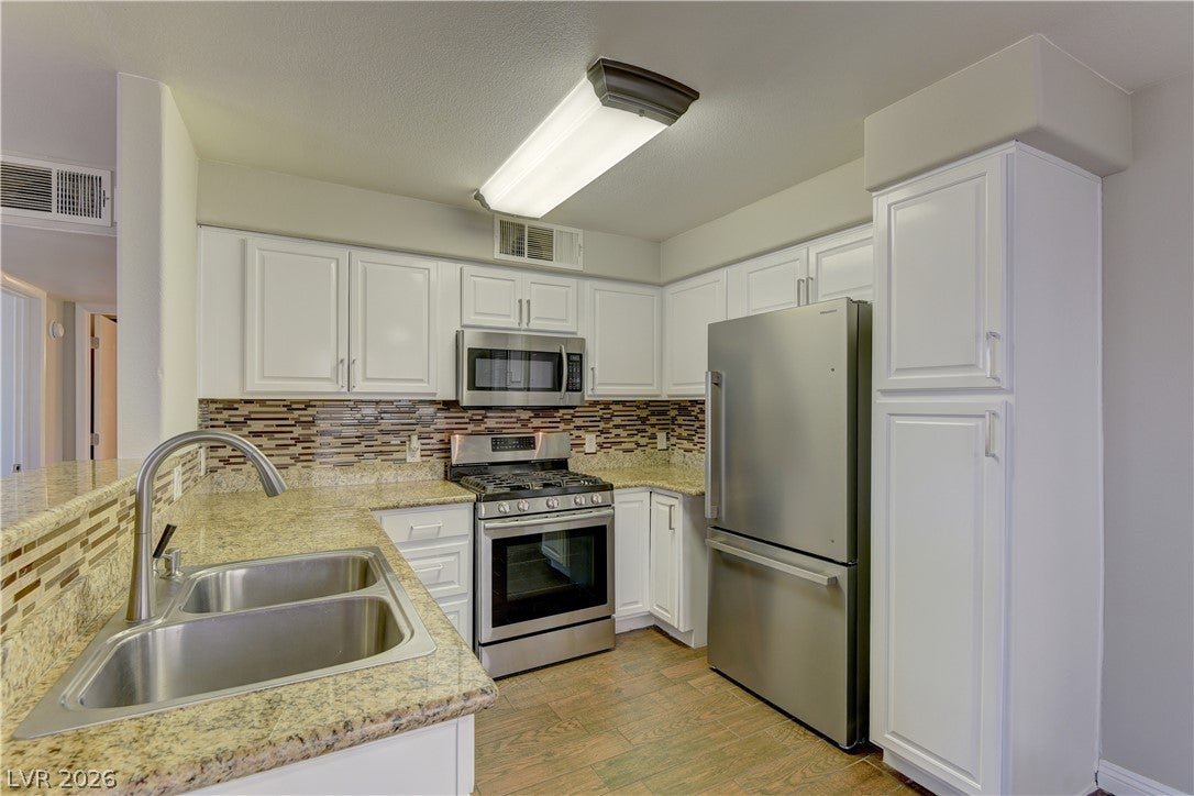 5710 E Tropicana Avenue 1053