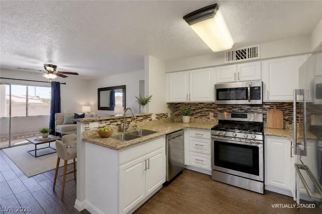 5710 E Tropicana Avenue 1053