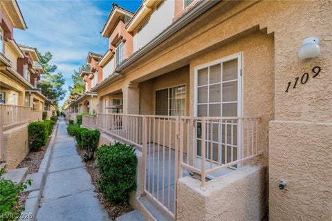 Townhouse For Sale - 1109 Dusty Creek Street<br/> Las Vegas, NV 89128