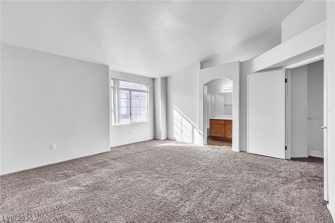 1109 Dusty Creek Street