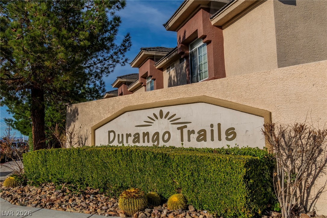 1109 Dusty Creek Street