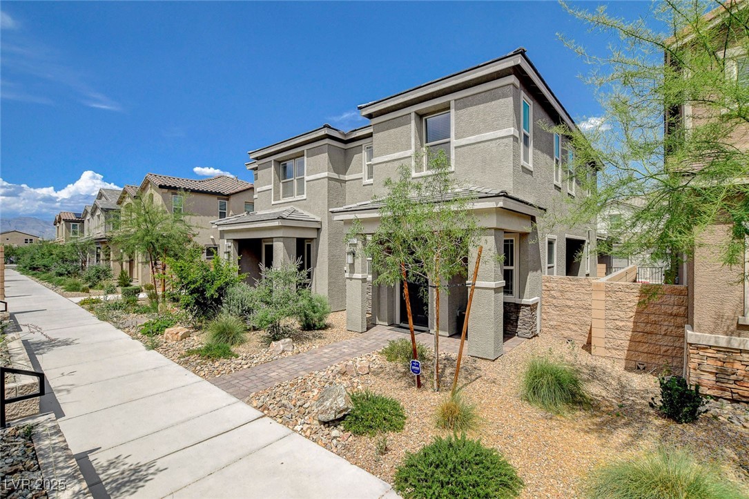 4537 Cloudrest Peak Street