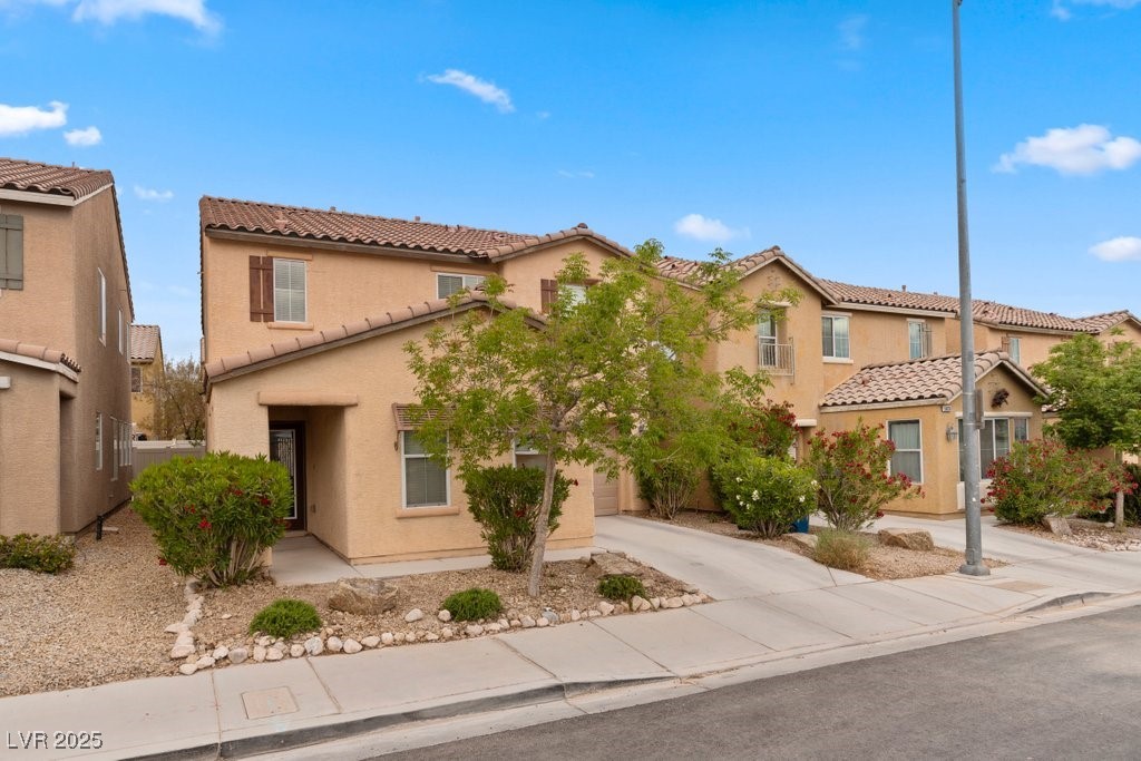 5838 W AGATE Avenue 0