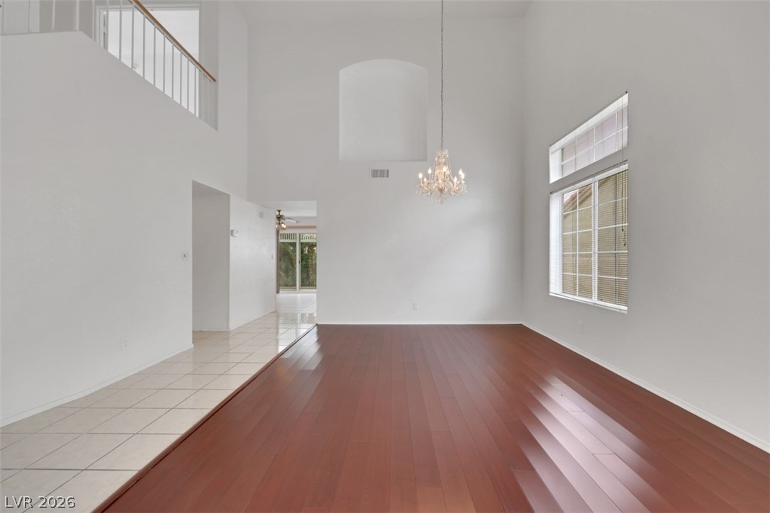 9424 Rolling Ridge Lane