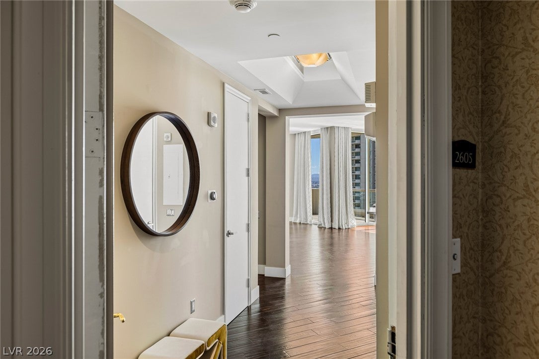 2747 Paradise Road 2605