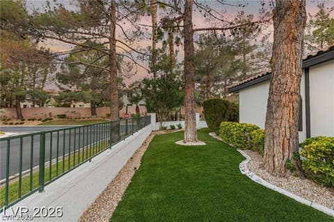 Tiny photo for 9029 Rivers Edge Drive, Las Vegas, NV 89117 (MLS # 2774595)