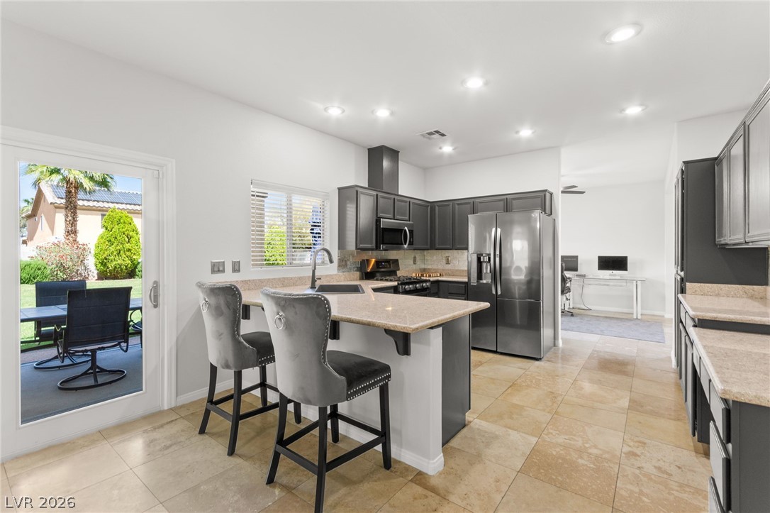 98 Dryden Park Avenue