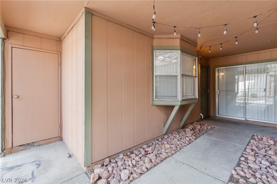 405 N Lamb Boulevard G