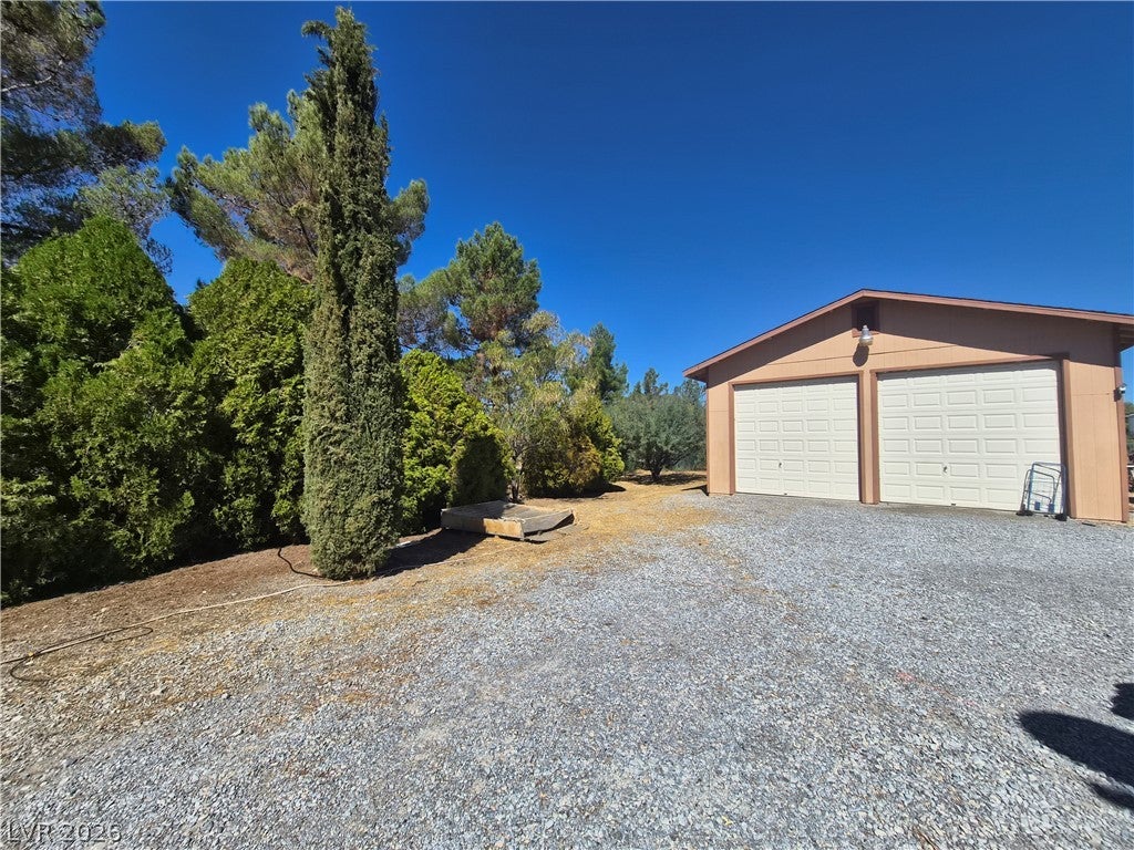 670 W Calvada Boulevard
