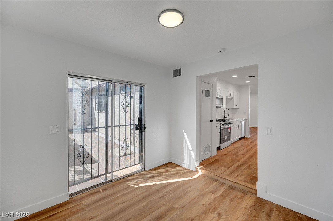 3907 Torsby Place, Las Vegas, Nevada image 12