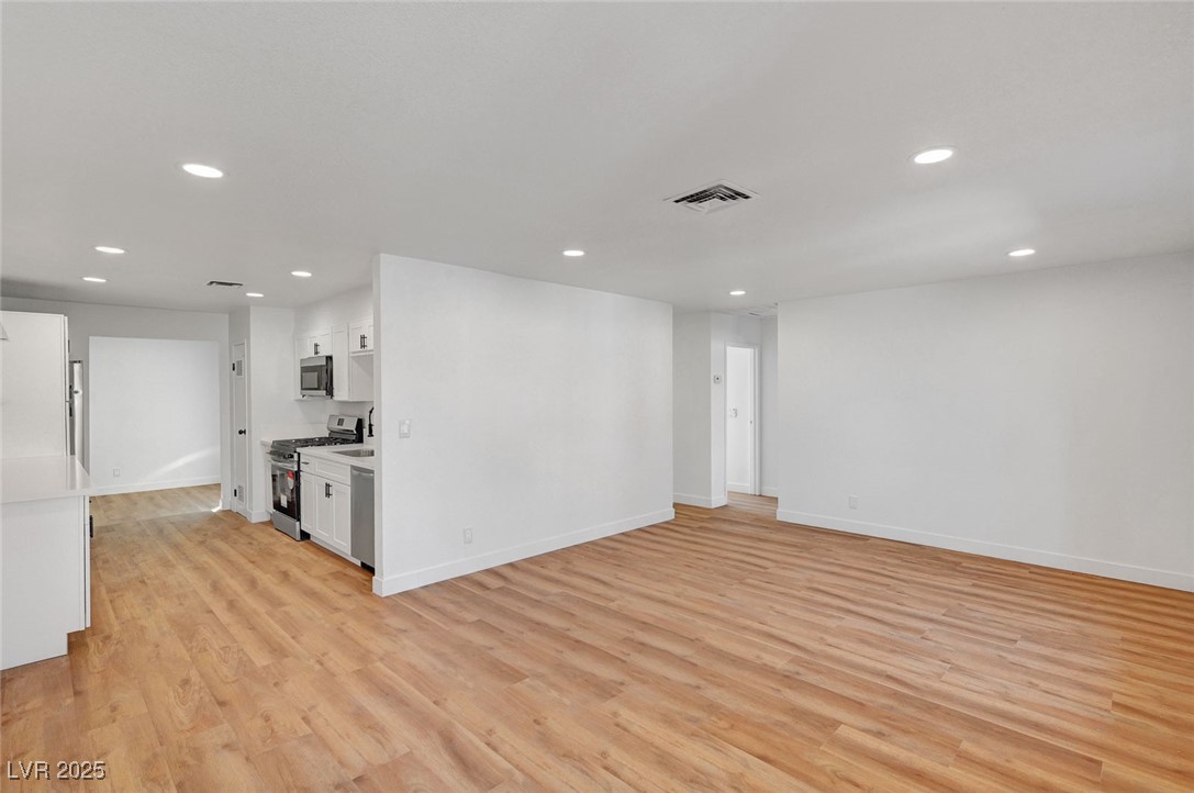 3907 Torsby Place, Las Vegas, Nevada image 6