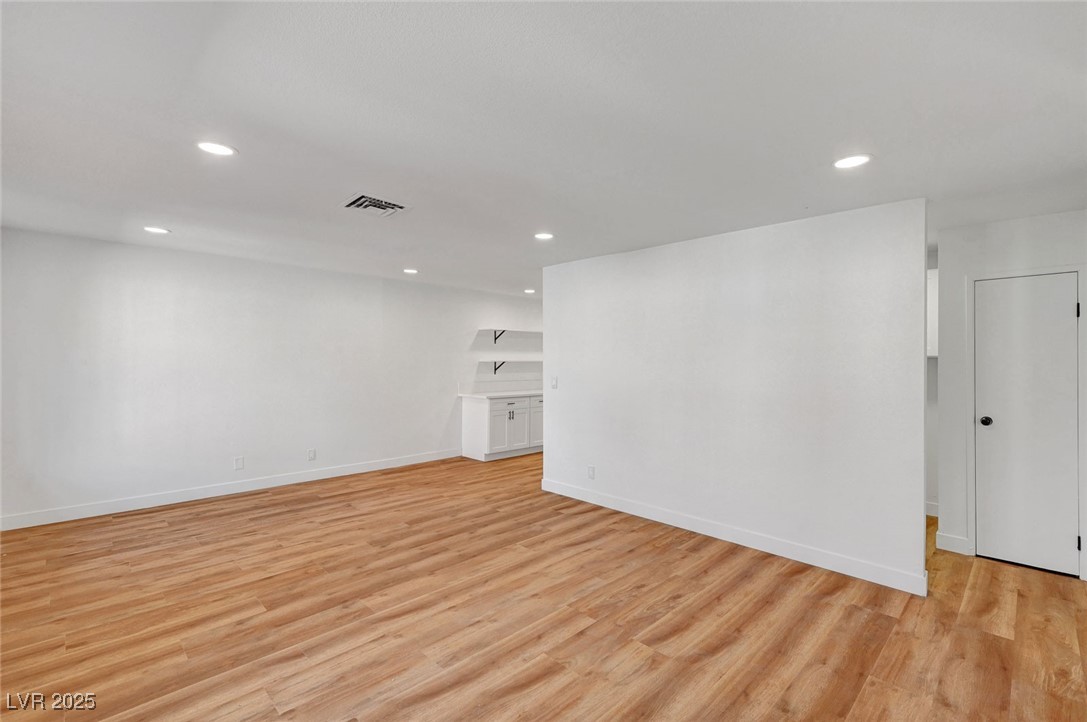 3907 Torsby Place, Las Vegas, Nevada image 5