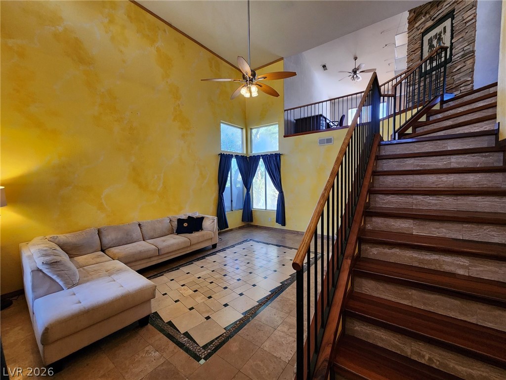 328 Palisades Drive