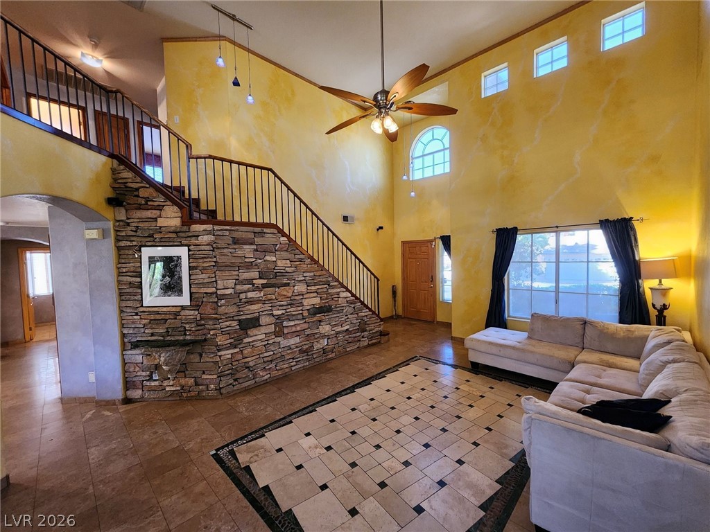 328 Palisades Drive