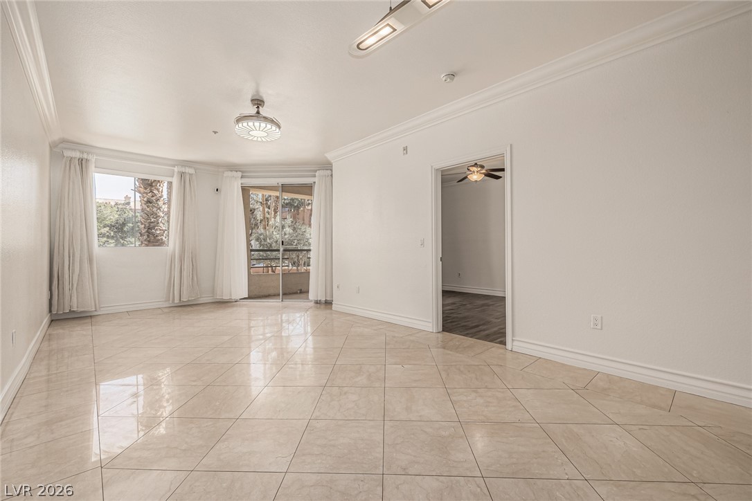 210 E Flamingo Road 105