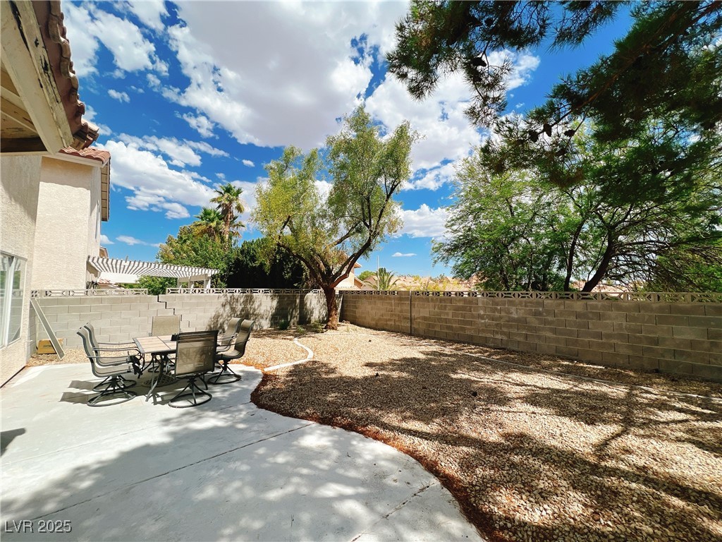 8753 Fountain Island Drive, Las Vegas, Nevada image 32