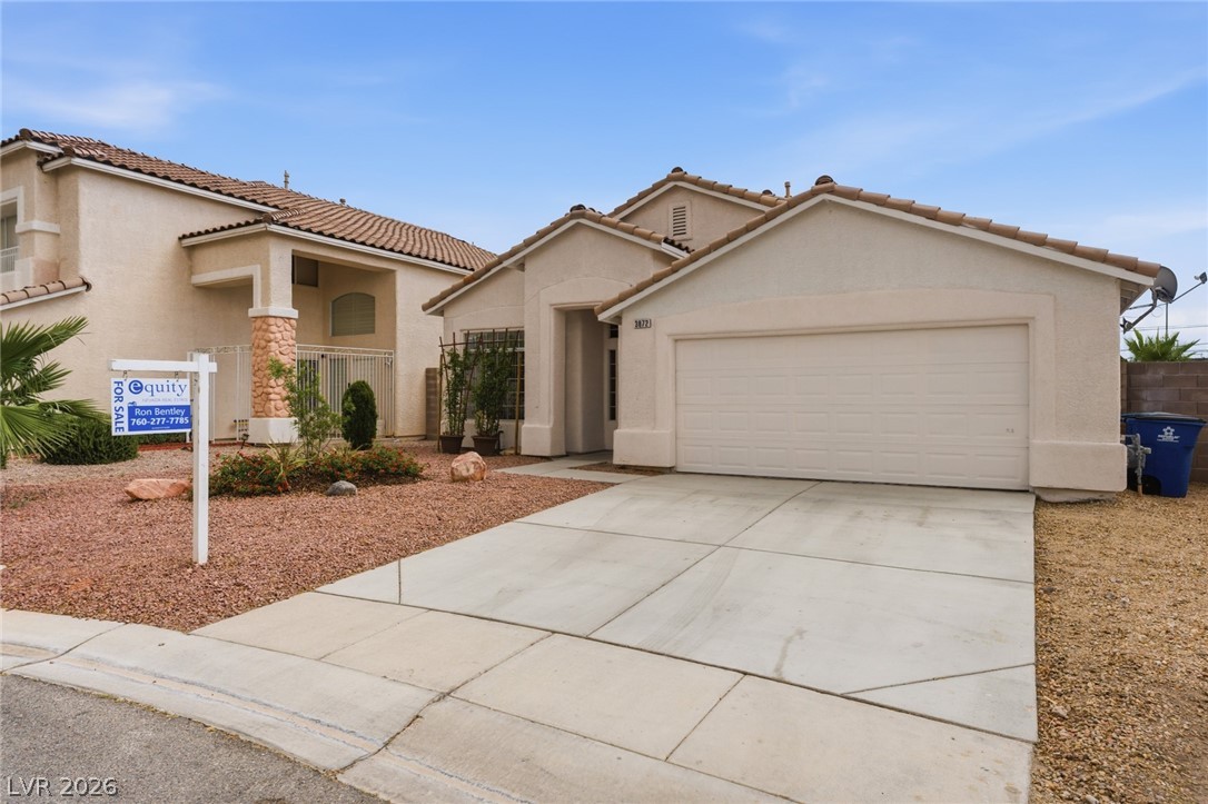 3872 Crest Horn Dr Drive