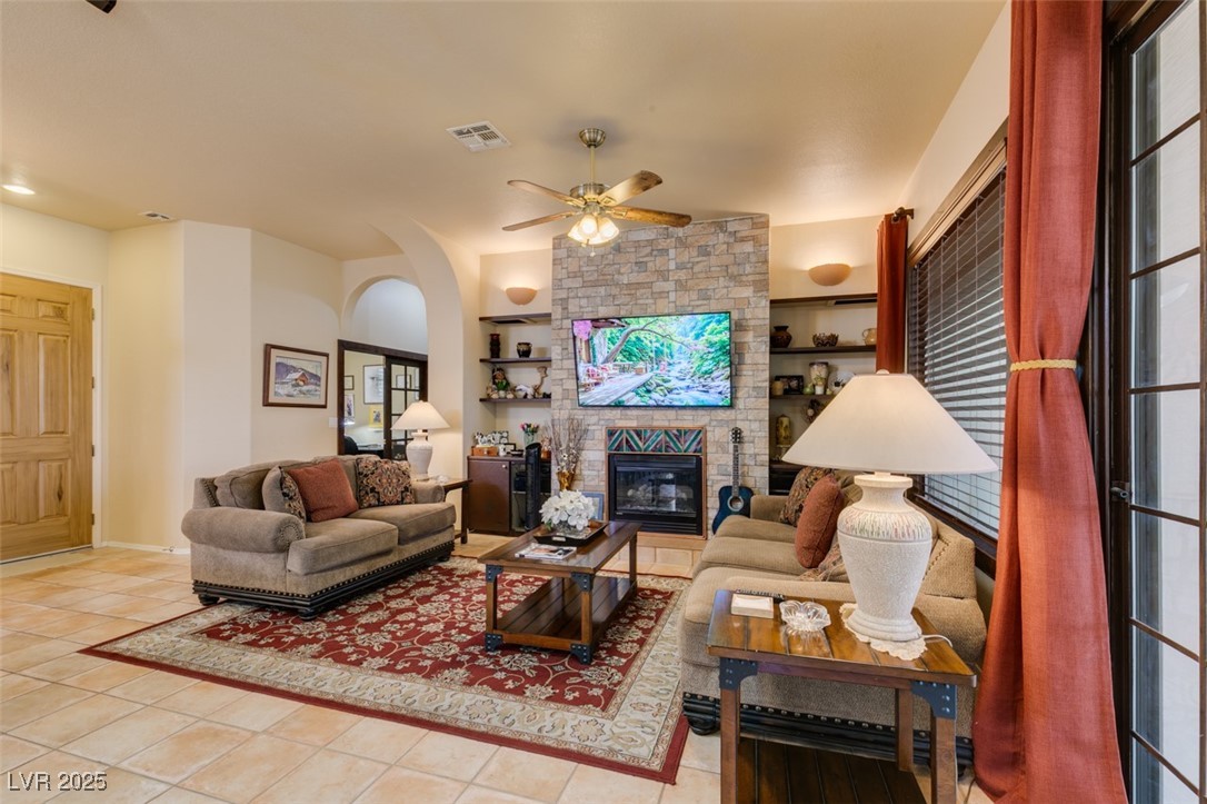 Properties 4 561 CARMEL VALLEY Street