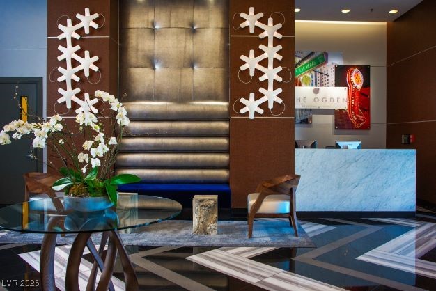 150 Las Vegas Boulevard 1114