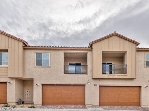 Townhouse For Sale - 2553 Venetia Pointe Street<br/> Clark County, Henderson, NV 89044