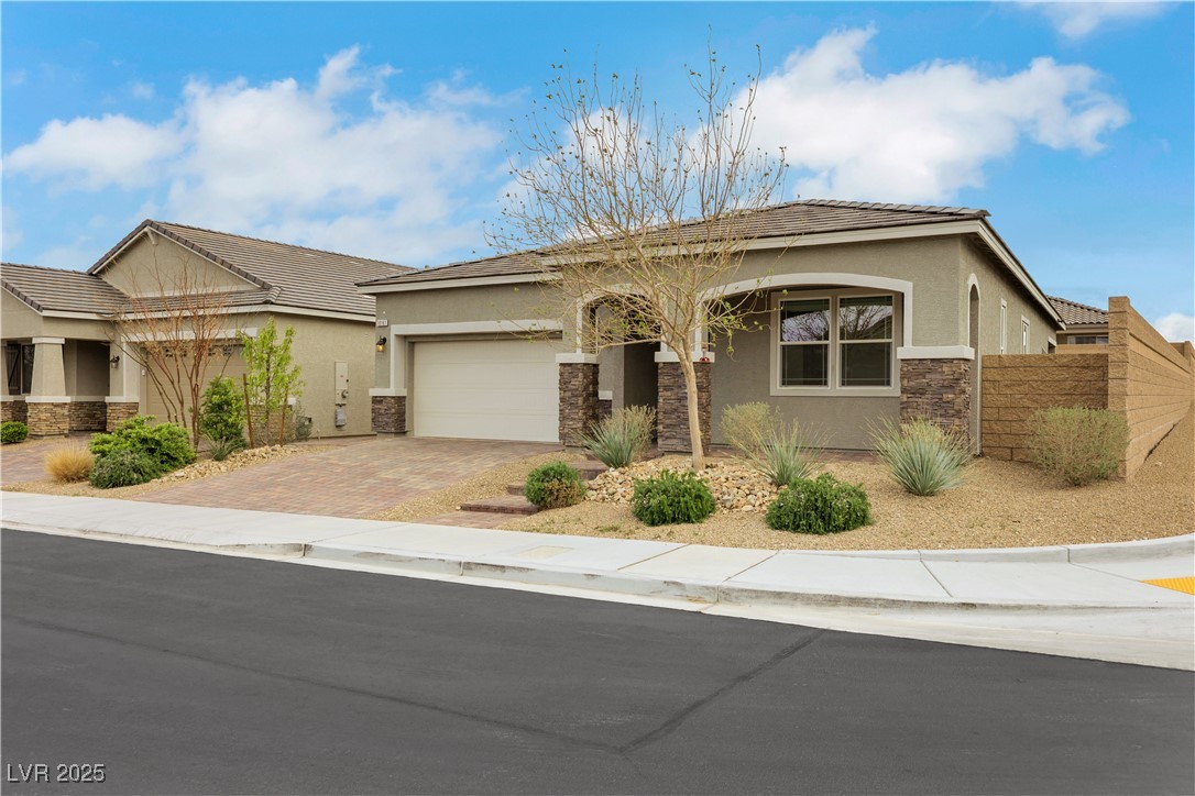 10161 Ocher Valley Avenue, Las Vegas, Nevada image 3