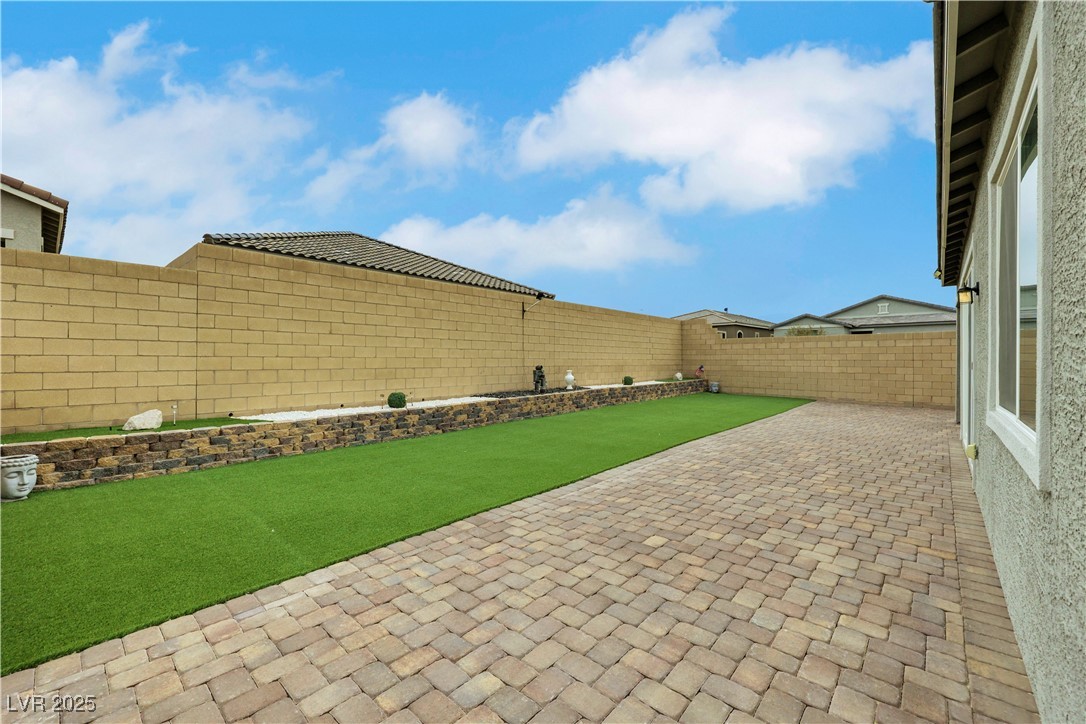 10161 Ocher Valley Avenue, Las Vegas, Nevada image 43