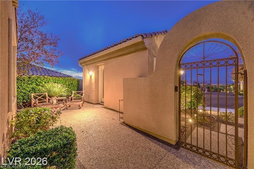 2385 Luberon Drive