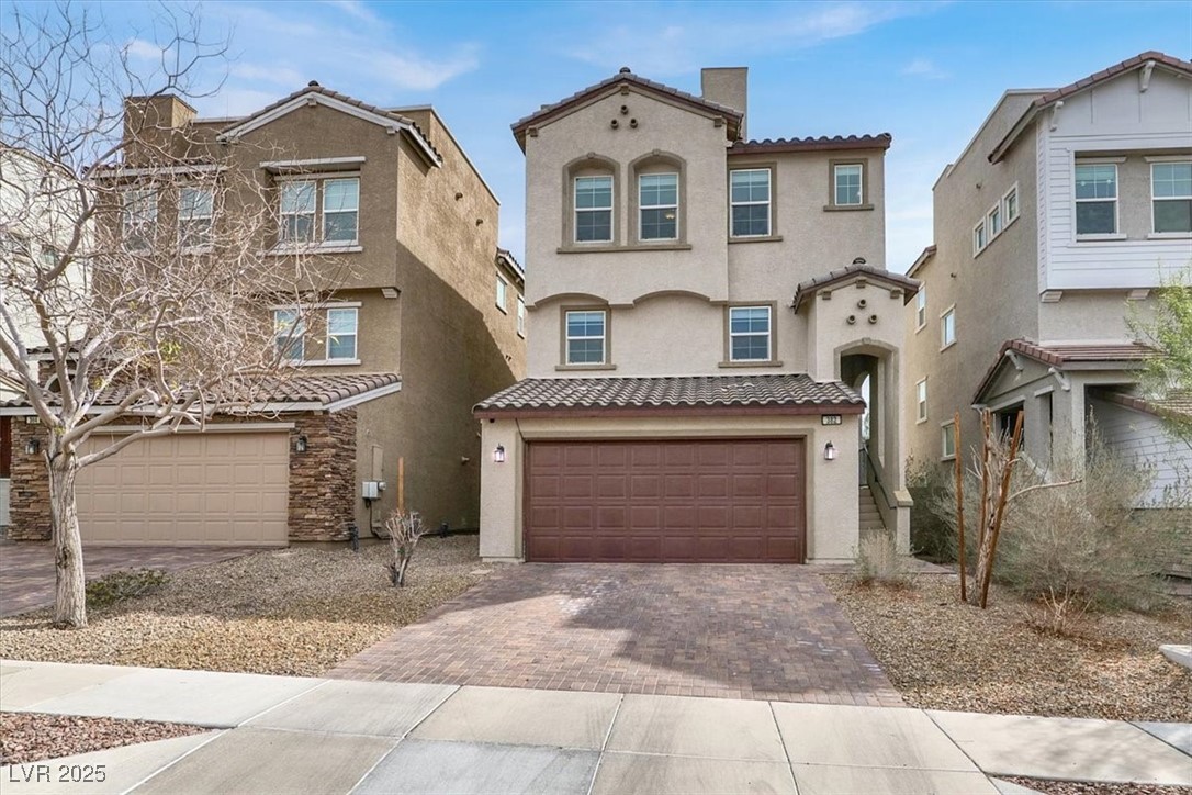 382 Gracious Way