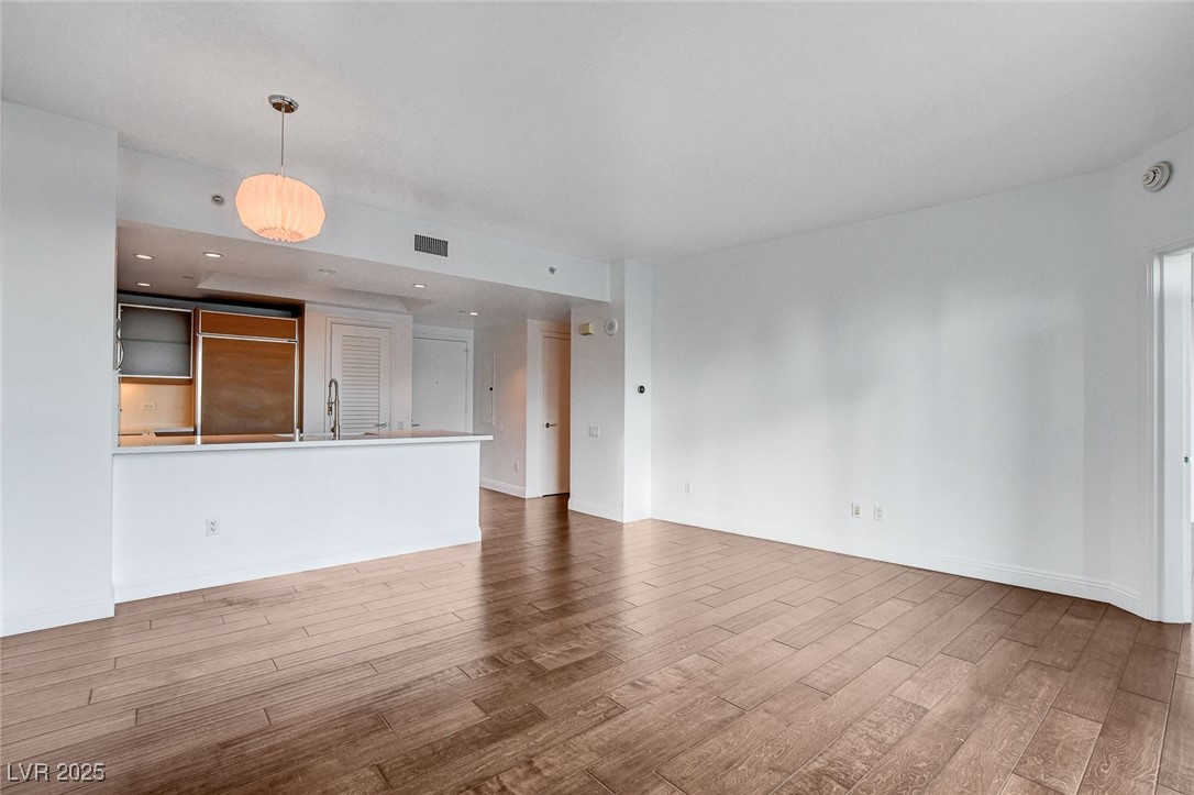 222 Karen Avenue 2705